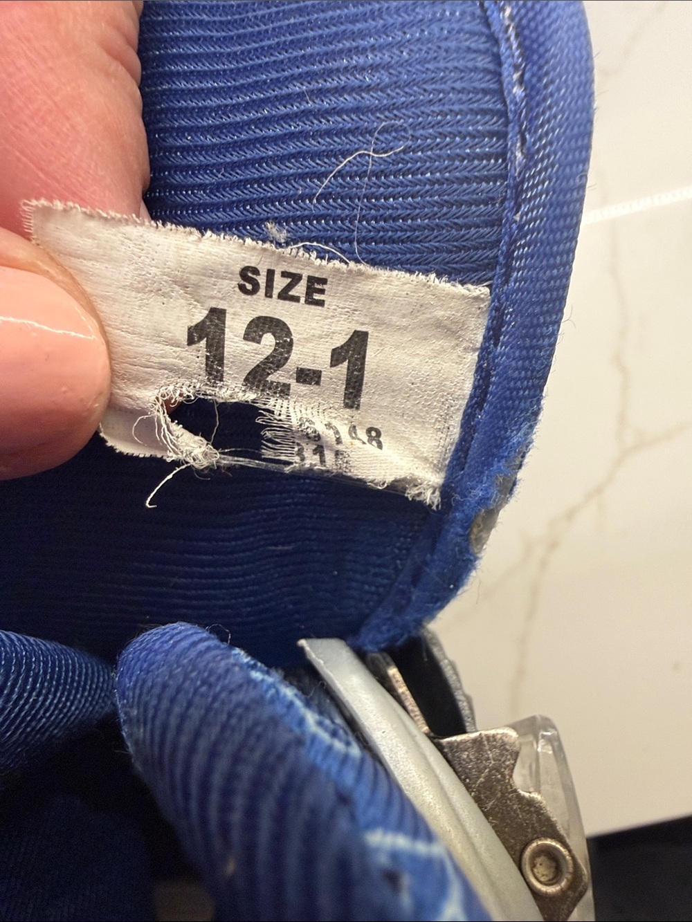 Kids Adjustable Blue and Silver Inline Skates - Picture 5 of 7